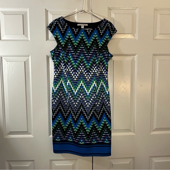 Maggy London dress blue pixelated chevron print - Picture 10 of 12